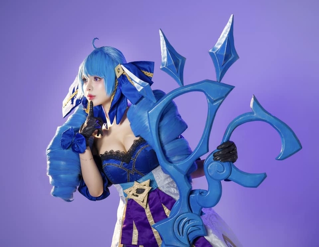 Chiêm ngưỡng bộ ảnh cosplay Búp Bê Ước Nguyện xuất thần của nữ MC Mai Dora