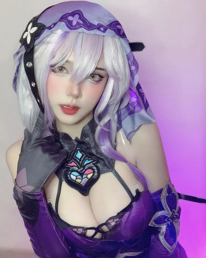 Hotgirl sở hữu 'tâm hồn đẹp', cosplay nhân vật nào cũng hóa “mờ lem”