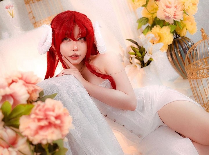 Nữ coser biến hình thành “soái ca” quá đỉnh khiến người xem phải bất ngờ