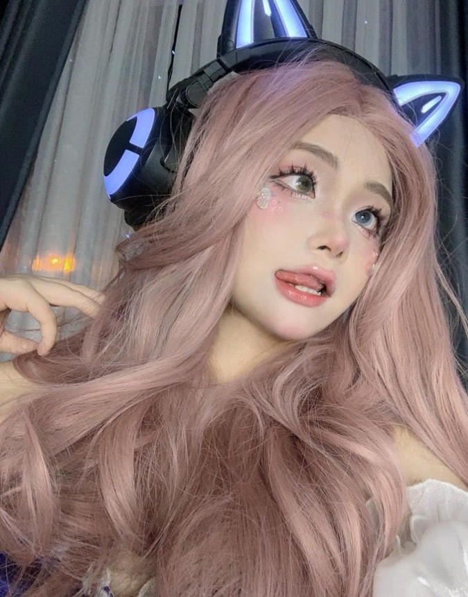 Lóa mắt với hot girl cosplay biến hóa đa dạng chiều lòng fan cực kỳ xuất sắc